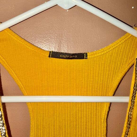 Soprano Women's Yellow Sequin Sleeveless Tank Top Ribbed - Size Medium - Picture 2 of 8